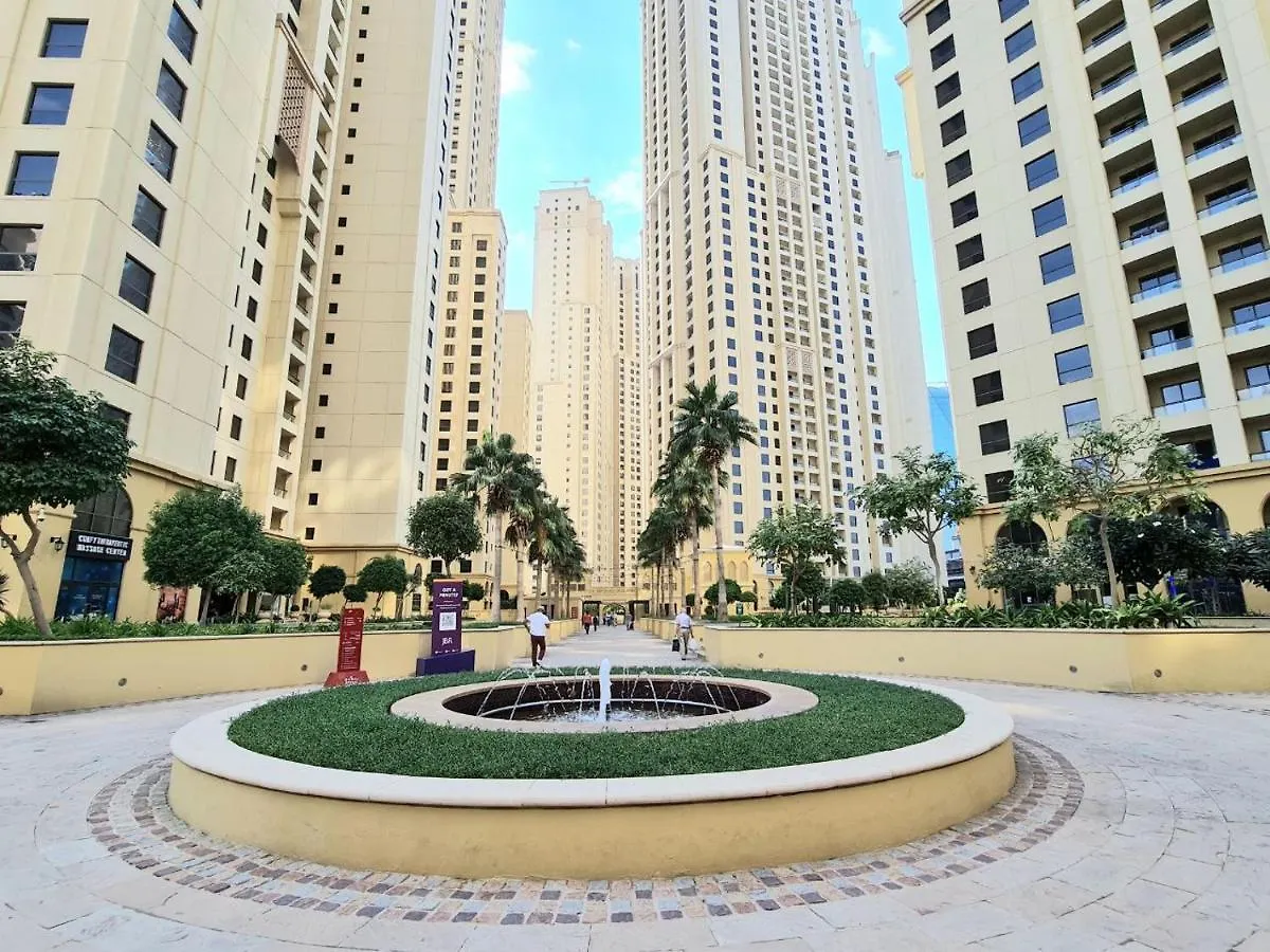 Family Apartment Next To The Beach Dubai