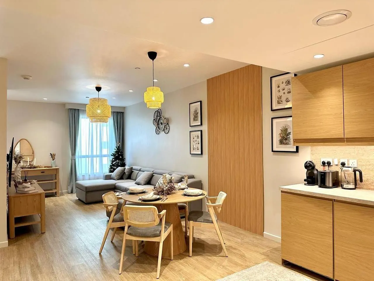 Family Apartment Next To The Beach location