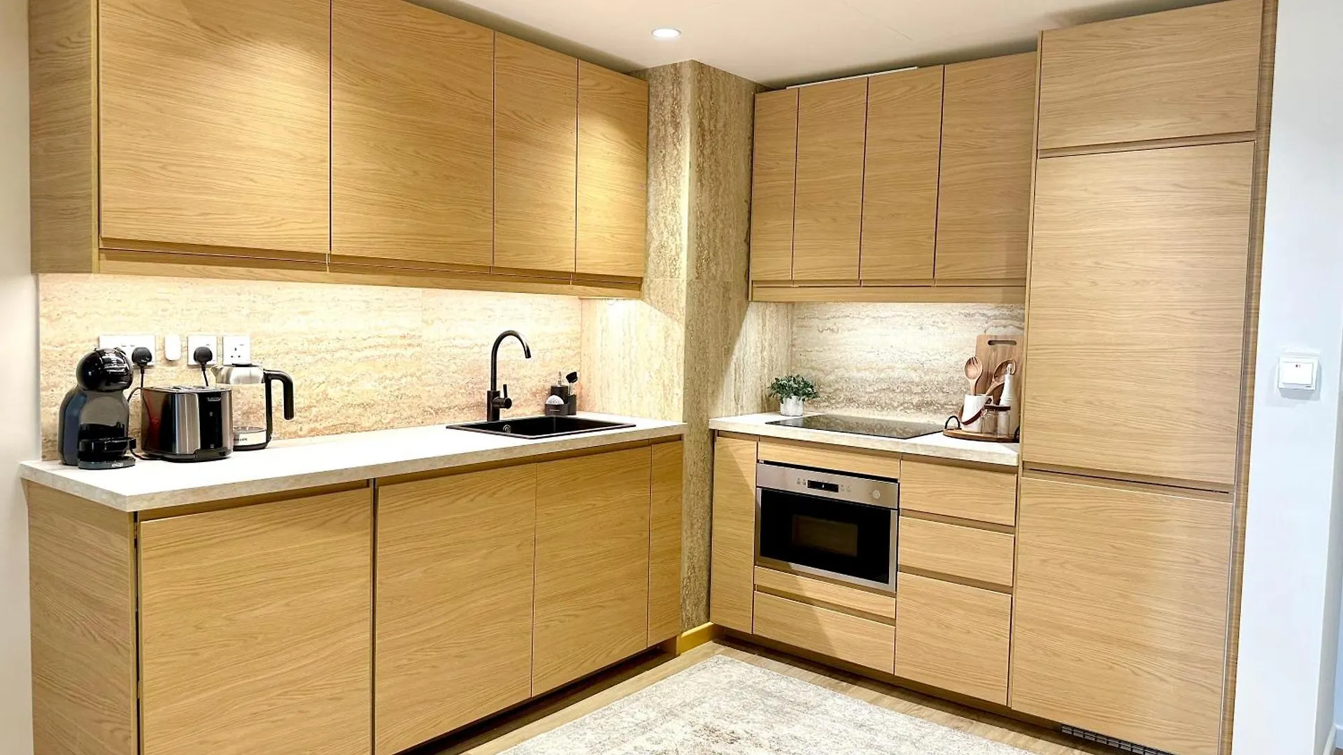 Family Apartment Next To The Beach Dubai